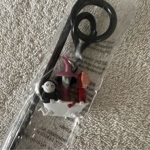 NWT Disneyland 2022 Nightmare Before Christmas Straw and Keychain